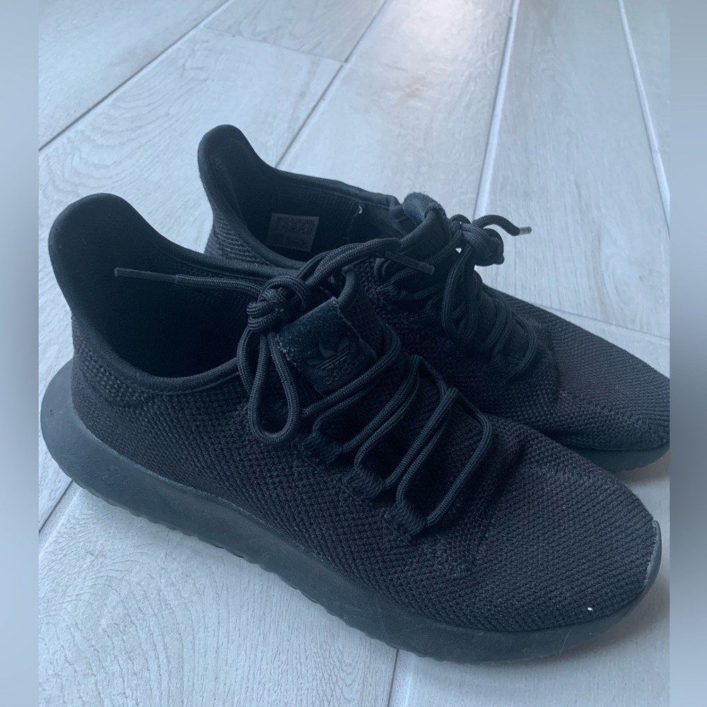Adidas tubular shoes